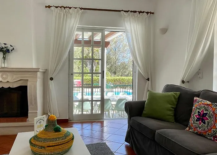 Poco By Check-in Portugal 알부페이라