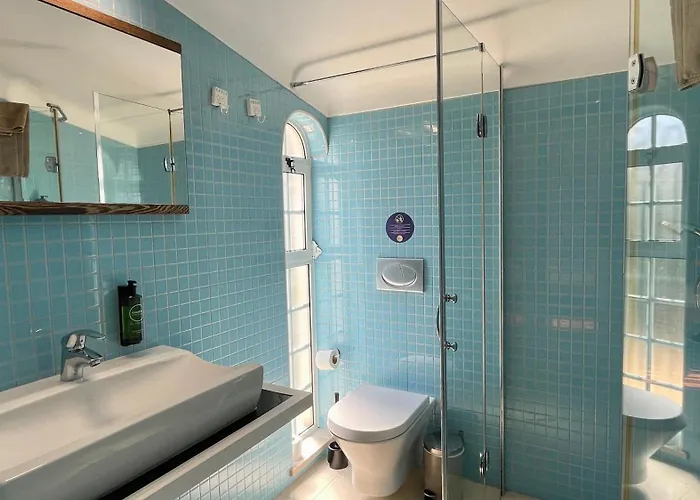 Poco By Check-in Portugal * 알부페이라