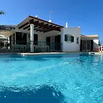 Poco - Private Pool - 16 Guests - Albufeira וילה